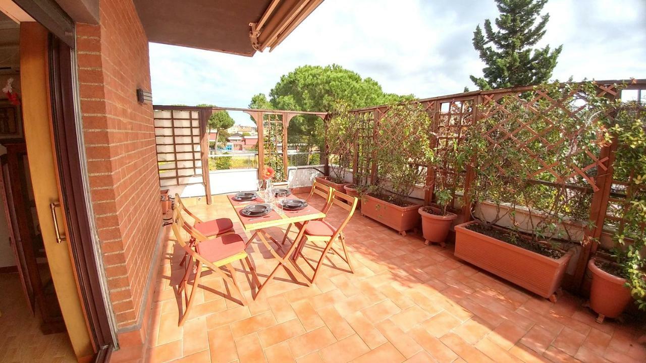 Apartamento Terrace22 - Delizioso Attico Ben Collegato Roma Exterior foto